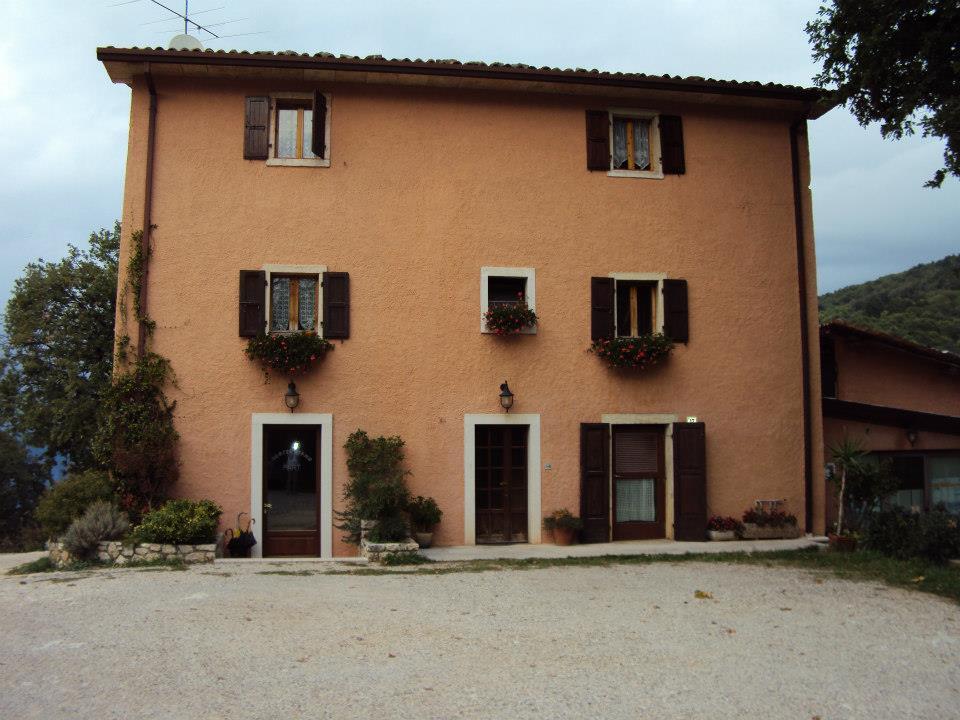 Agriturismo La Part سان زينو دي مونتانا المظهر الخارجي الصورة
